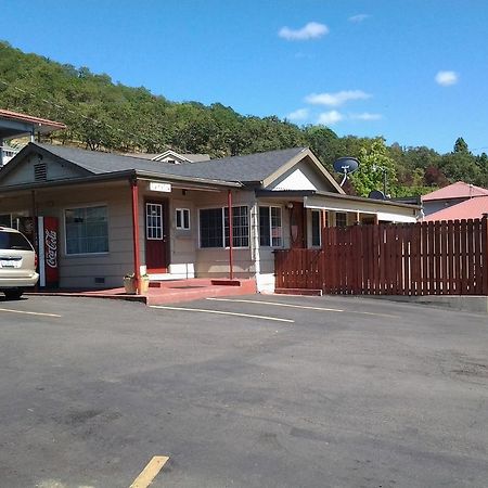 Roseburg Inn Dış mekan fotoğraf