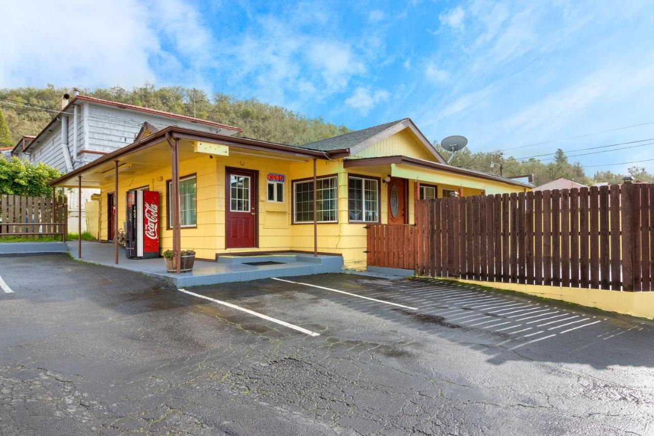 Roseburg Inn Dış mekan fotoğraf