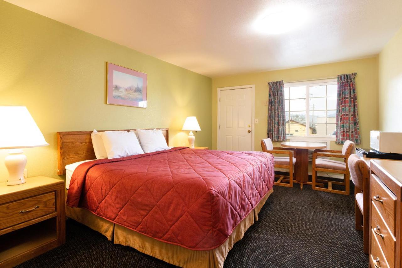 Roseburg Inn Dış mekan fotoğraf
